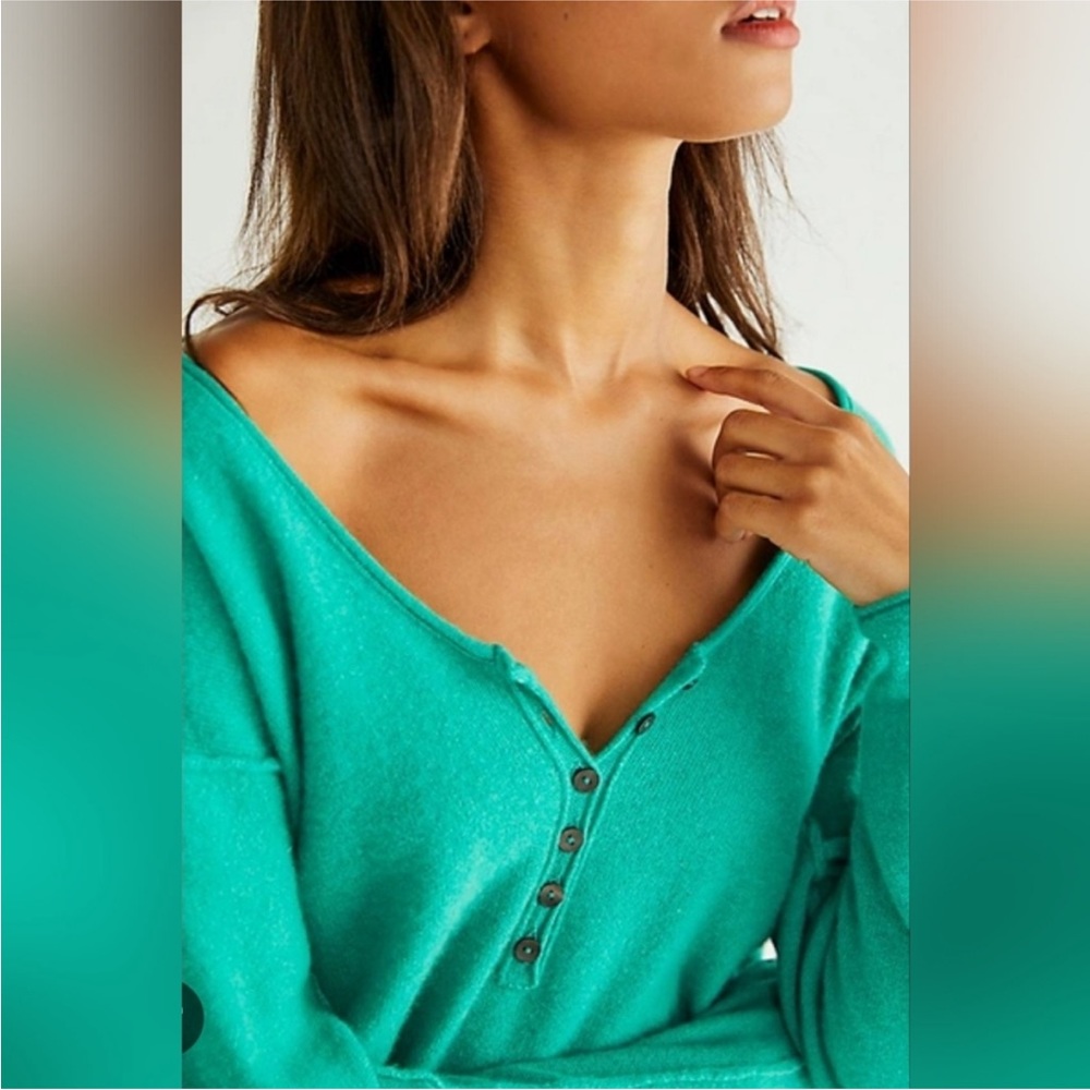 Free People Nimbus Cashmere Henley Sweater Vert De Mer size Small